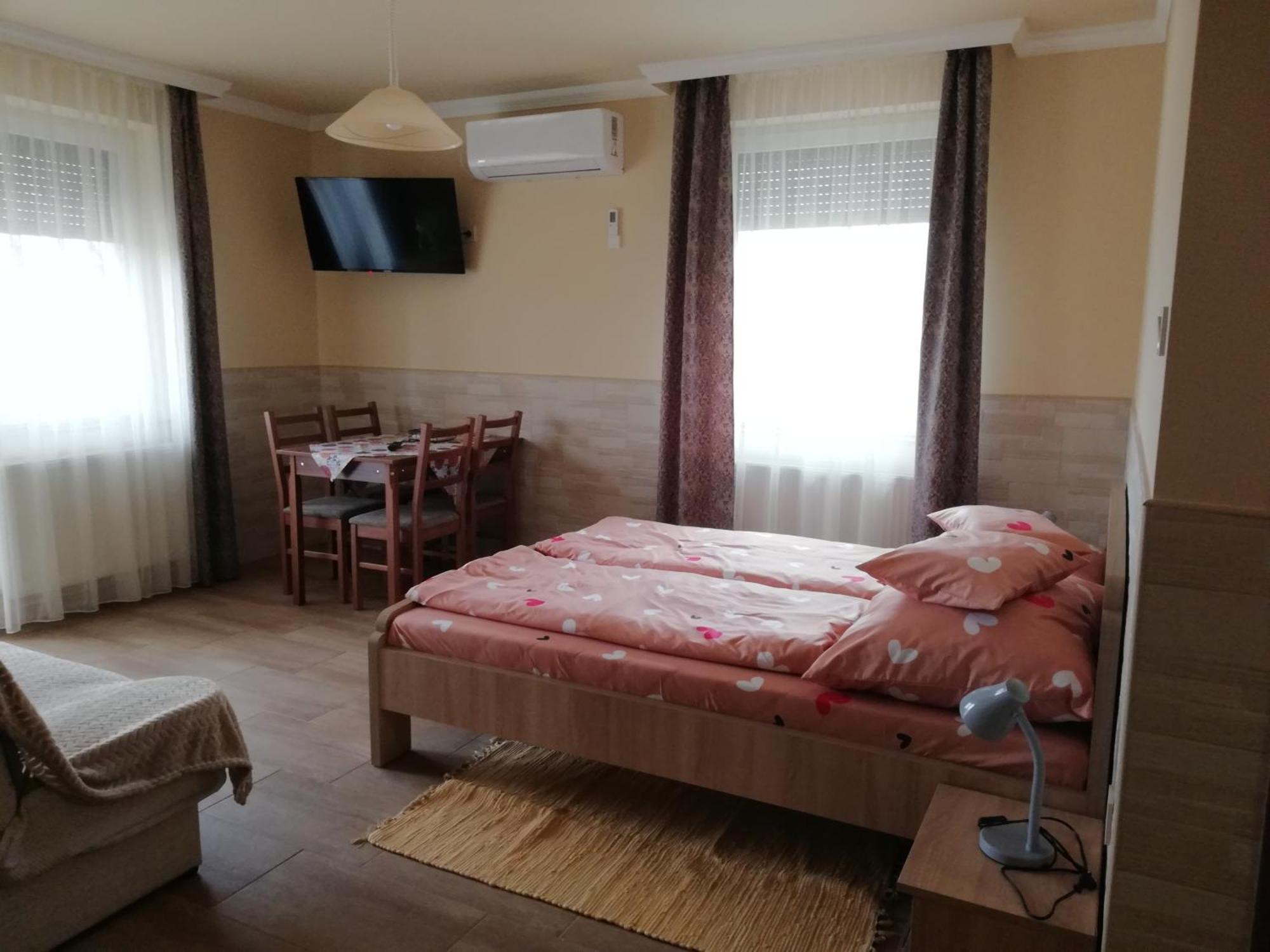 Imola Es Andrea Apartmanhaz 3 Hajdúszoboszló Exterior foto